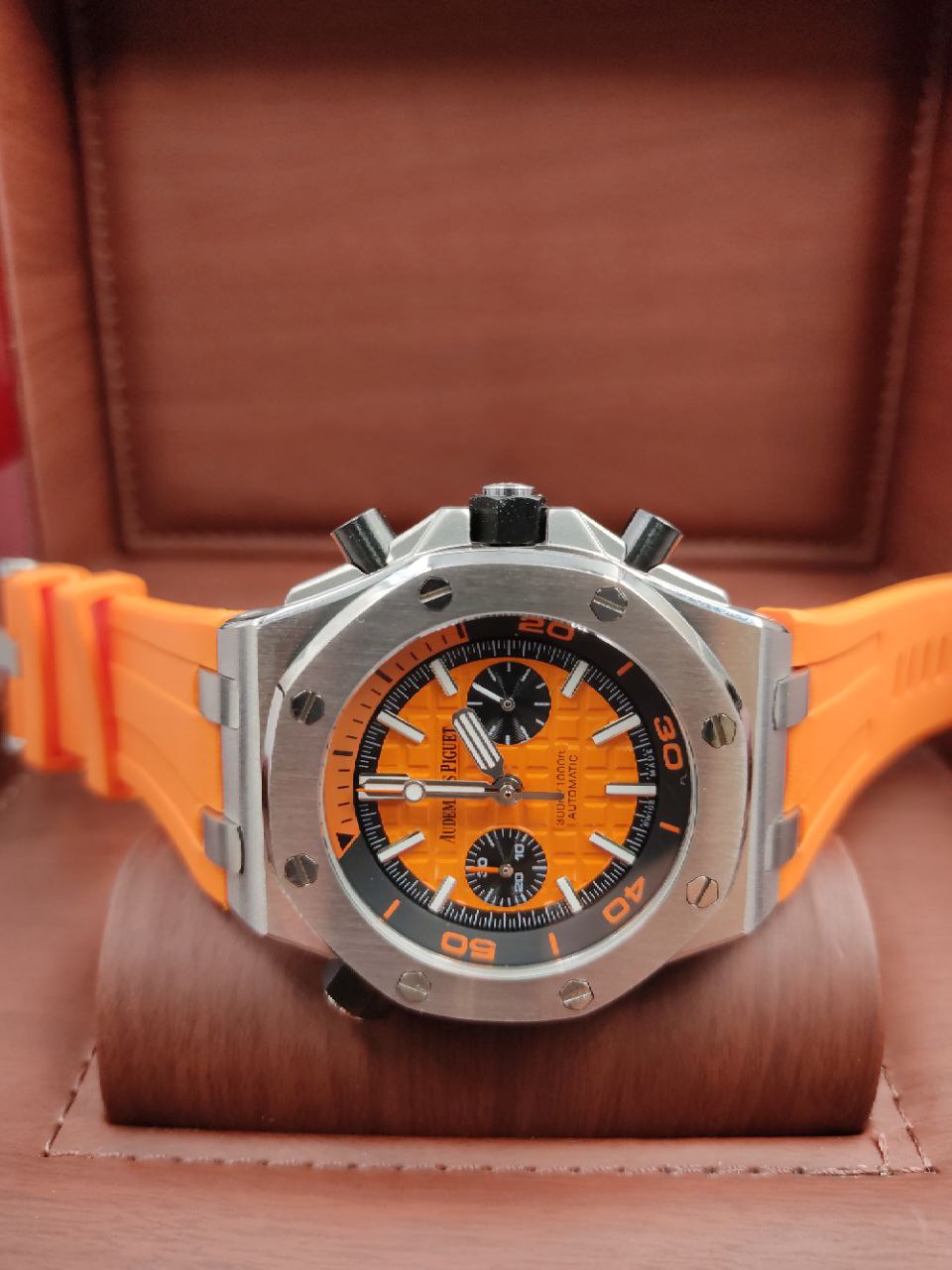 Royal Oak Offshore Diver Chronograph 44mm Orange